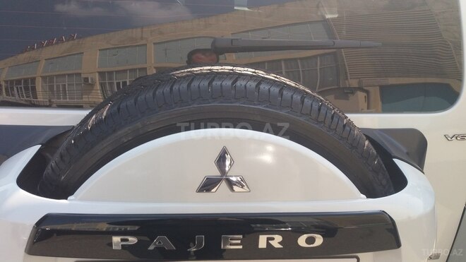 Mitsubishi Pajero 2011, 90,000 km - 3.5 l - Bakı