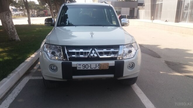 Mitsubishi Pajero 2011, 90,000 km - 3.5 l - Bakı