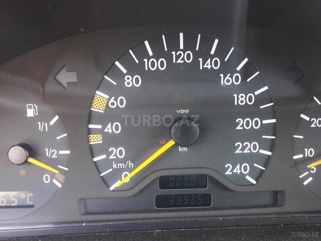 Mercedes E 230 1997, 339,000 km - 2.3 l - Bakı