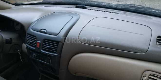 Nissan Sunny 2006, 235,000 km - 1.6 л - Bakı