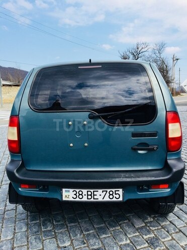 Chevrolet Niva 2005, 167,000 km - 1.7 л - Qusar
