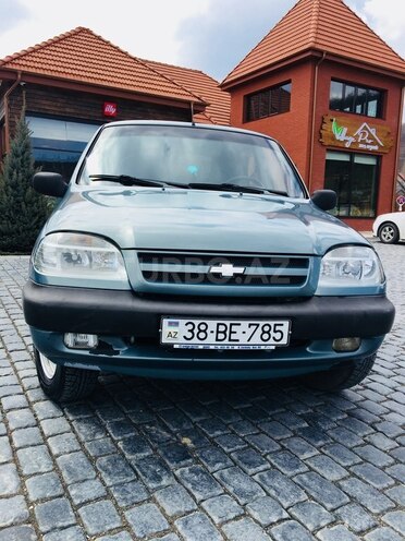 Chevrolet Niva 2005, 167,000 km - 1.7 л - Qusar