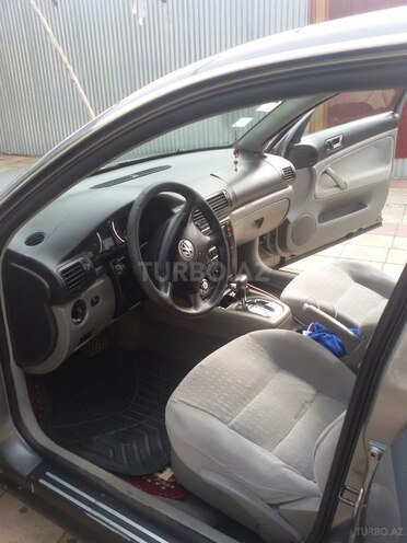 Volkswagen Passat 2002, 288,361 km - 1.8 l - Bakı