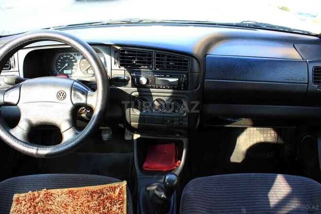 Volkswagen Golf 1994, 250,000 km - 1.8 л - Bakı