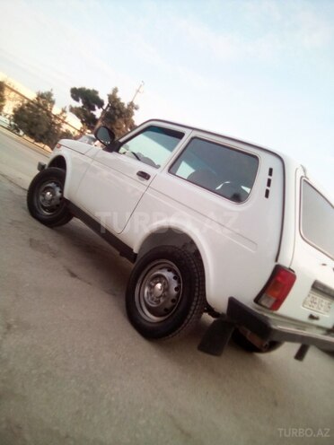 LADA (VAZ) Niva 2013, 200,000 km - 1.7 л - Şirvan