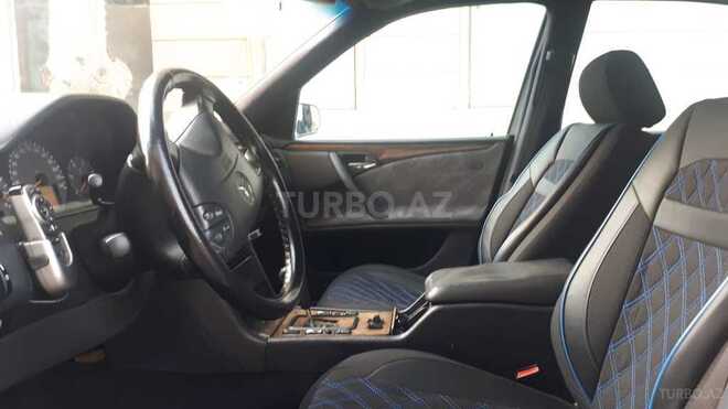 Mercedes E 220 1999, 549,000 km - 2.0 l - Bakı