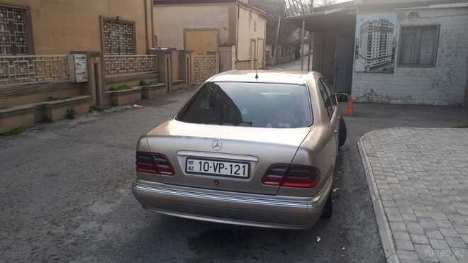Mercedes E 220 1999, 549,000 km - 2.0 l - Bakı