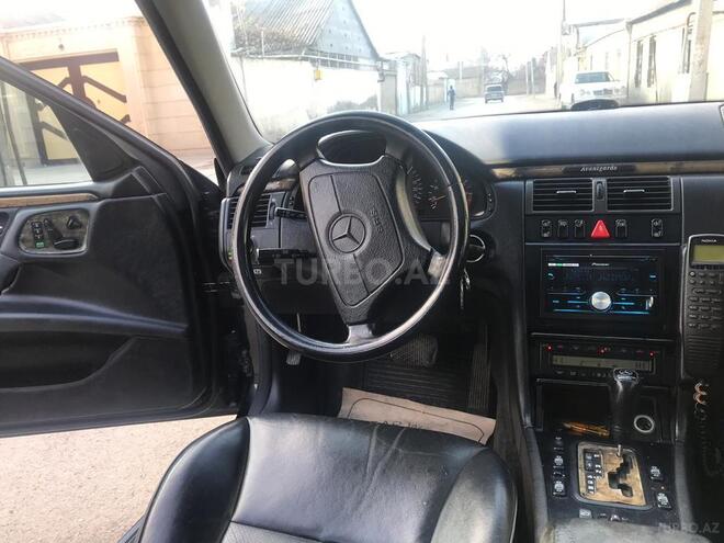Mercedes E 280 1998, 270,000 km - 2.8 l - Gəncə