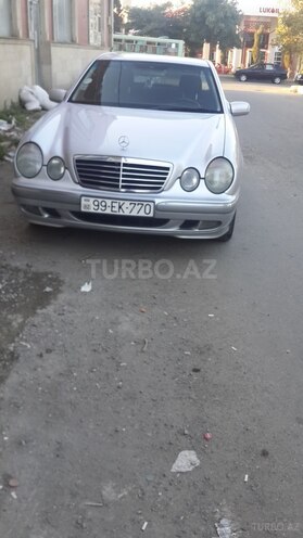 Mercedes E 240 2000, 199,990 km - 2.4 л - Gəncə