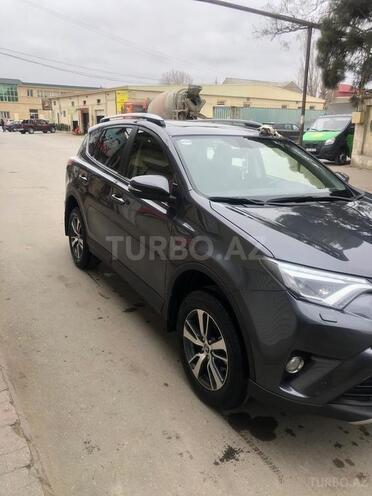 Toyota RAV4 2017, 105,600 km - 2.0 л - Bakı