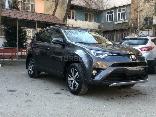 Toyota RAV4 2017, 105,600 km - 2.0 л - Bakı