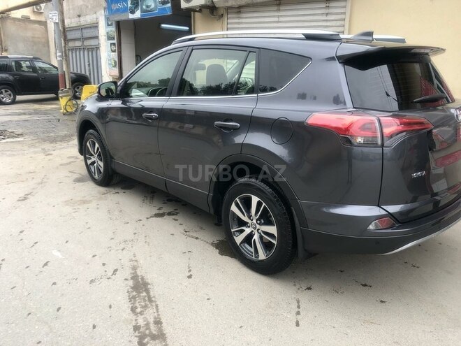 Toyota RAV4 2017, 105,600 km - 2.0 л - Bakı
