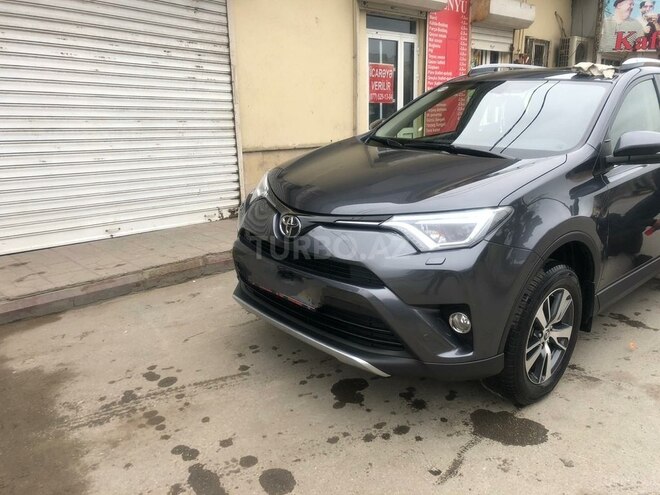 Toyota RAV4 2017, 105,600 km - 2.0 л - Bakı