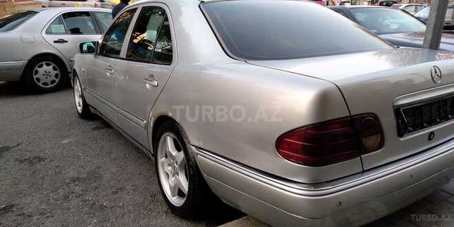 Mercedes E 280 1997, 268,000 km - 2.8 л - Bakı