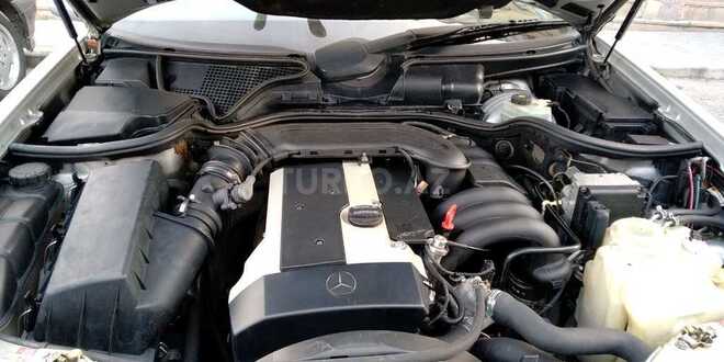 Mercedes E 280 1997, 268,000 km - 2.8 л - Bakı
