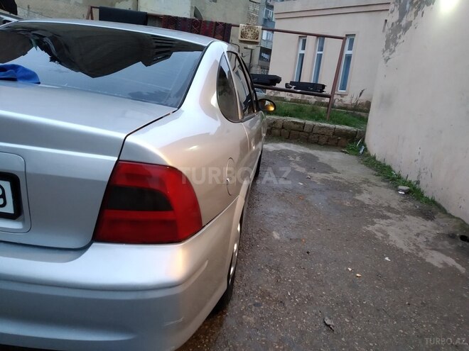 Opel Vectra 1999, 270,000 km - 1.8 l - Bakı