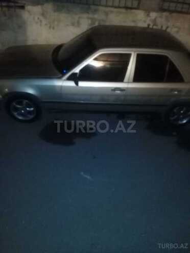 Mercedes E 250 1987, 473,917 km - 2.5 l - Bakı