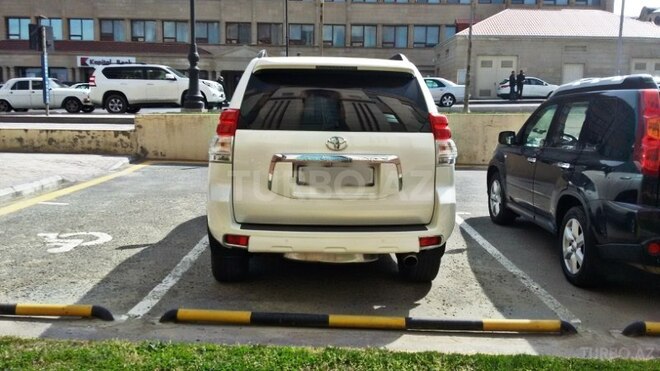 Toyota Prado 2011, 109,000 km - 2.7 l - Bakı