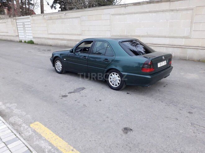 Mercedes C 220 1999, 385,000 km - 2.2 l - İmişli