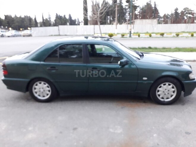 Mercedes C 220 1999, 385,000 km - 2.2 l - İmişli