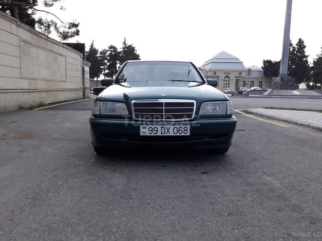 Mercedes C 220 1999, 385,000 km - 2.2 l - İmişli