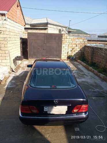 Mercedes E 200 1997, 300,000 km - 2.0 л - Bakı
