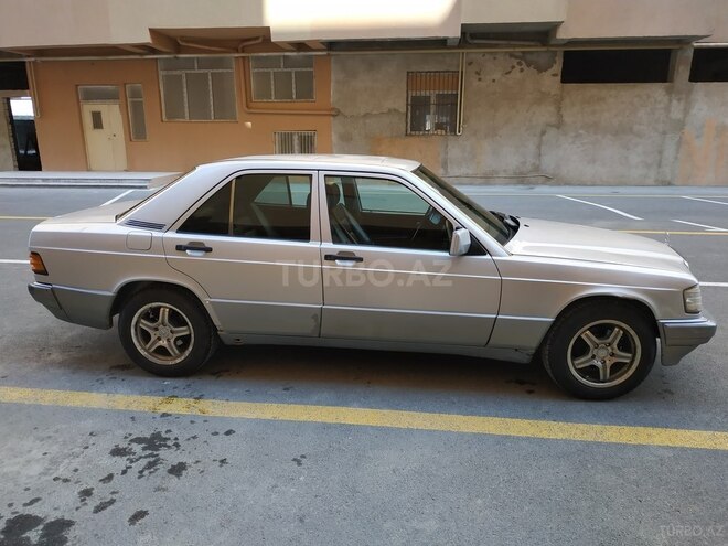 Mercedes 190 1992, 250,000 km - 2.0 l - Bakı