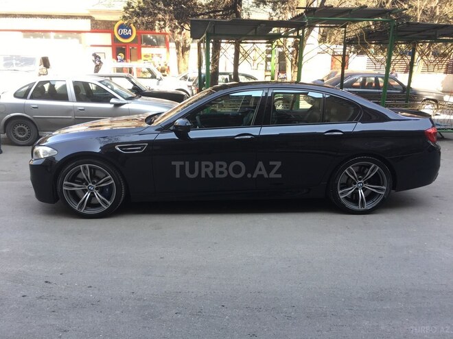 BMW M5 2012, 138,000 km - 4.4 л - Bakı