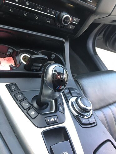 BMW M5 2012, 138,000 km - 4.4 л - Bakı
