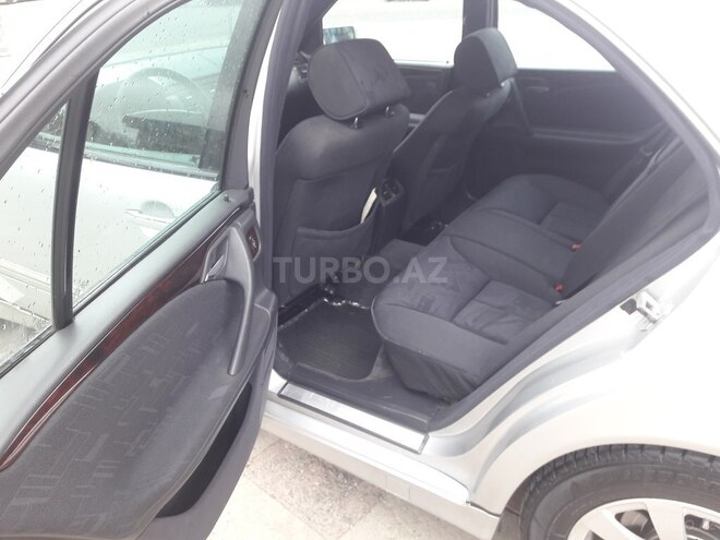 Mercedes E 240 1998, 215,933 km - 2.4 l - Bakı