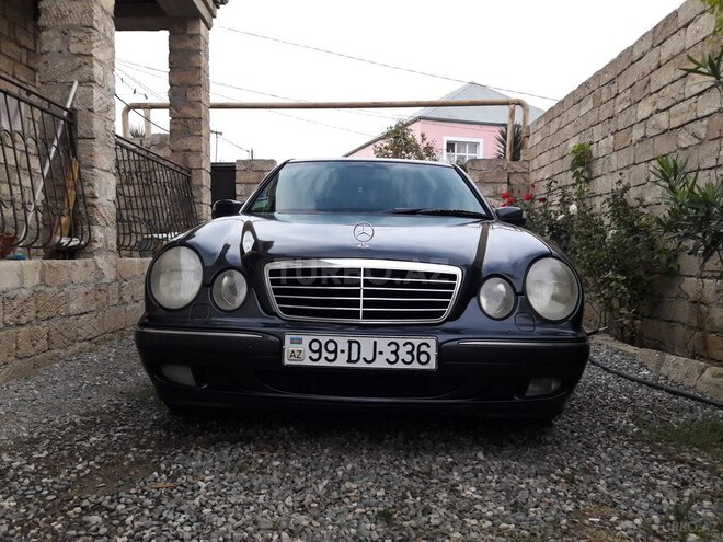 Mercedes E 220 2000, 386,000 km - 2.2 l - Bakı