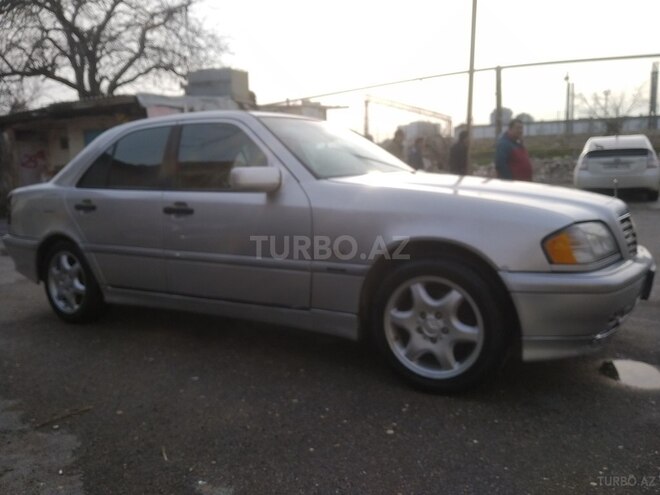 Mercedes C 220 1997, 518,000 km - 2.2 l - Bakı