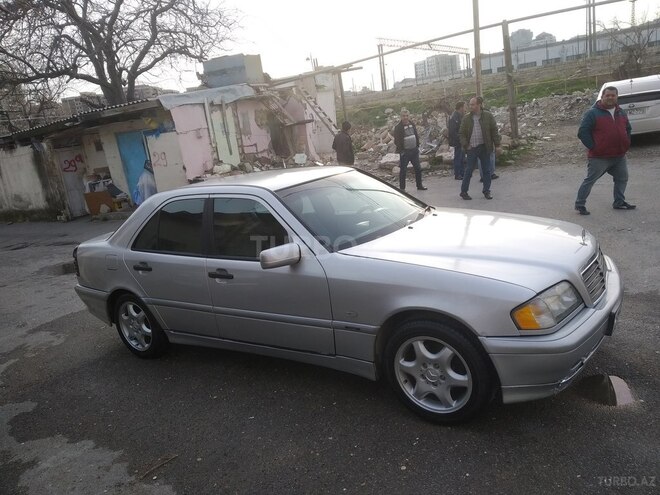 Mercedes C 220 1997, 518,000 km - 2.2 l - Bakı