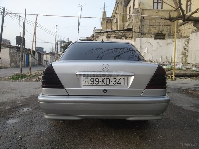 Mercedes C 220 1997, 518,000 km - 2.2 l - Bakı