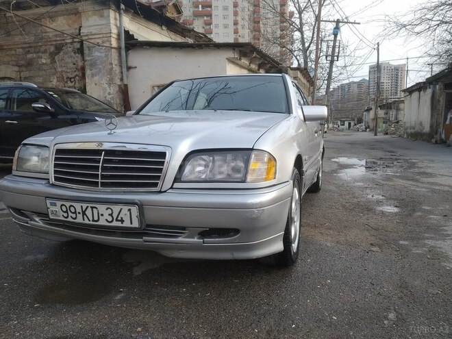 Mercedes C 220 1997, 518,000 km - 2.2 l - Bakı