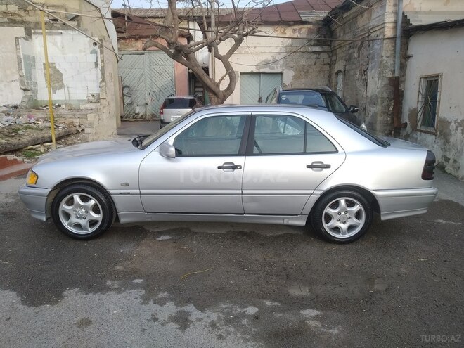 Mercedes C 220 1997, 518,000 km - 2.2 l - Bakı