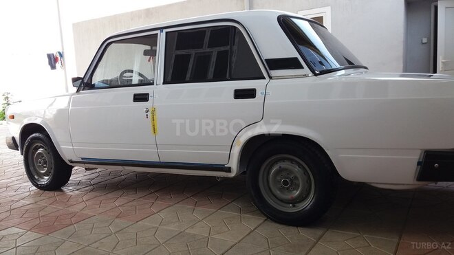 LADA (VAZ) 2107 2008, 55,376 km - 1.6 l - Salyan