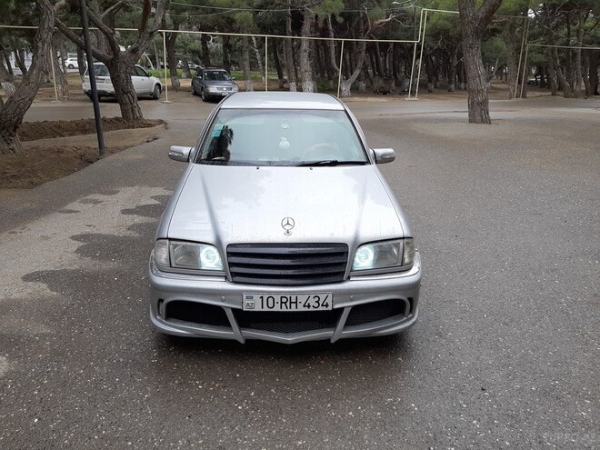 Mercedes C 180 1999, 351,256 km - 1.8 l - Bakı