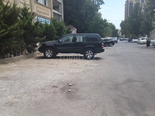 Nissan Pathfinder 2004, 234,000 km - 3.5 l - Bakı