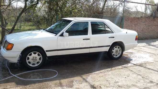 Mercedes E 230 1987, 124,512 km - 2.3 л - Lənkəran