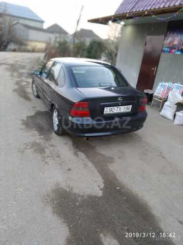Opel Vectra 1998, 204,000 km - 2.0 l - Lənkəran