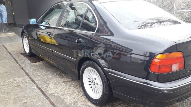 BMW 525 1996, 260,000 km - 1.3 л - Sumqayıt