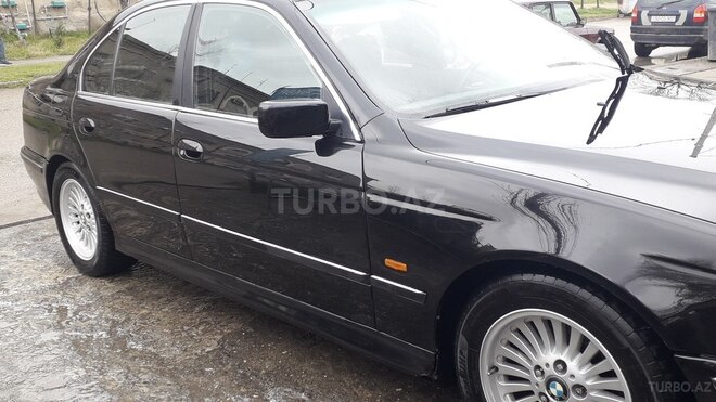 BMW 525 1996, 260,000 km - 1.3 л - Sumqayıt