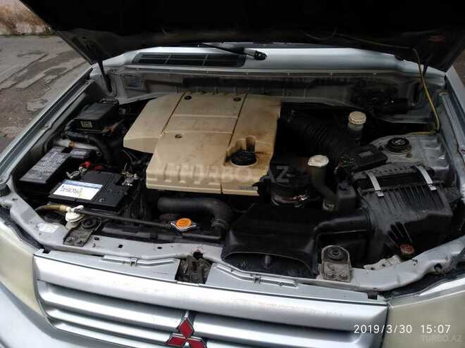Mitsubishi Pajero io 1999, 295,000 km - 1.8 l - Bakı