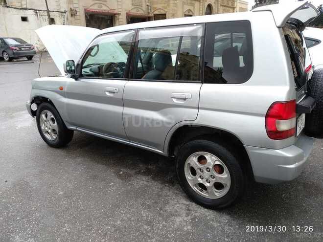 Mitsubishi Pajero io 1999, 295,000 km - 1.8 l - Bakı
