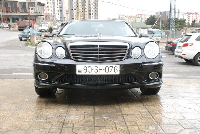 Mercedes E 350 2008, 270,000 km - 3.5 l - Bakı