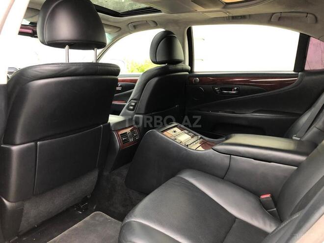 Lexus LS 460 2008, 208,000 km - 4.6 л - Bakı
