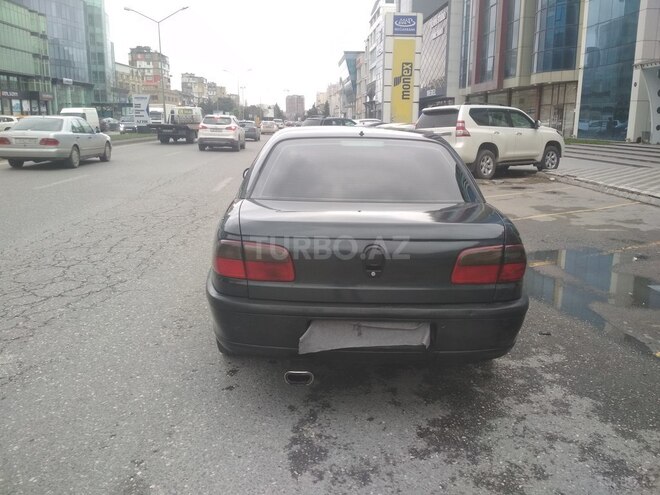 Opel Omega 1999, 28,475 km - 2.0 l - Bakı