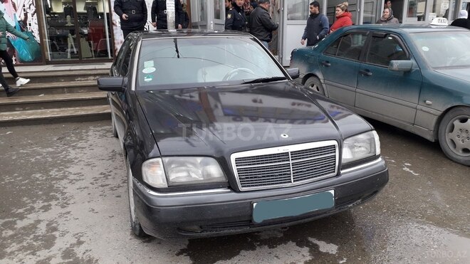 Mercedes C 200 1995, 343,600 km - 2.0 l - Bakı