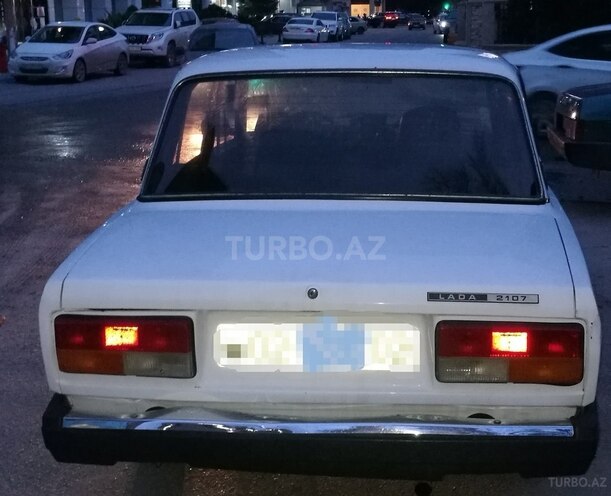 LADA (VAZ) 2107 2006, 180,000 km - 1.6 л - Bakı